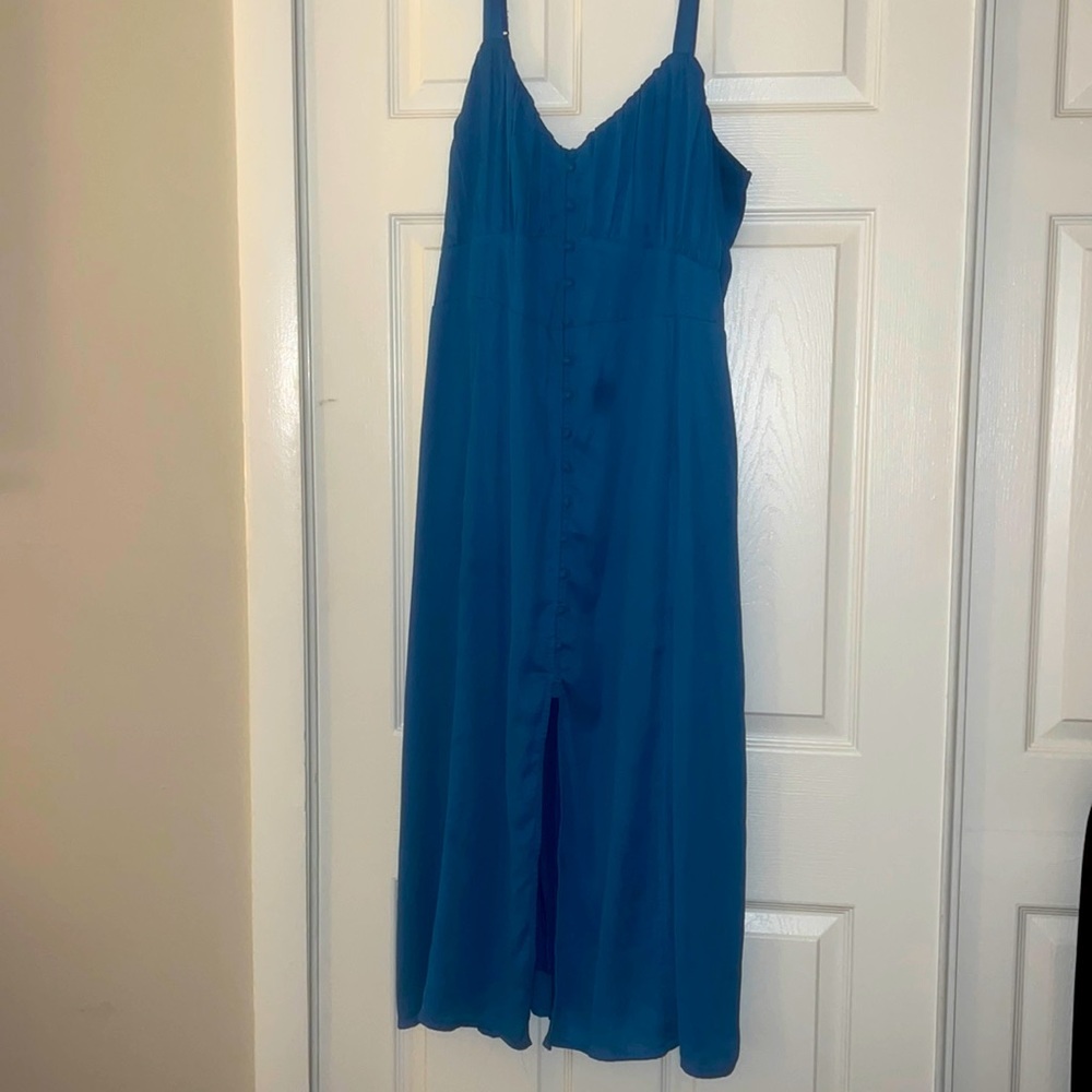 Abercrombie and Fitch - blue dress with gorgeous buttons - XL